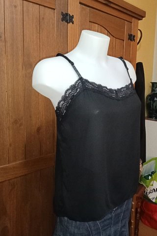 Rue 21 Top Lencero Negro