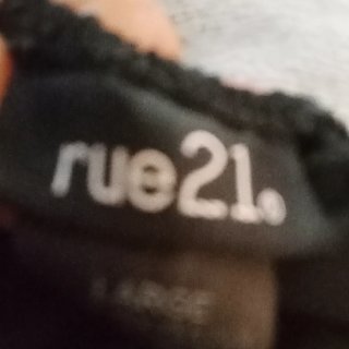 Rue 21 Top Lencero Negro