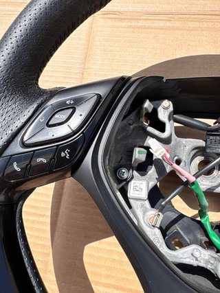 Volante Toyota C-HR multifunción retapizado cuero