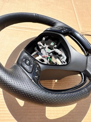 Volante Toyota C-HR multifunción retapizado cuero