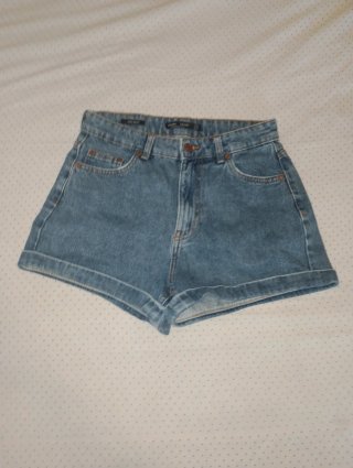 Pantaloncini in jeans