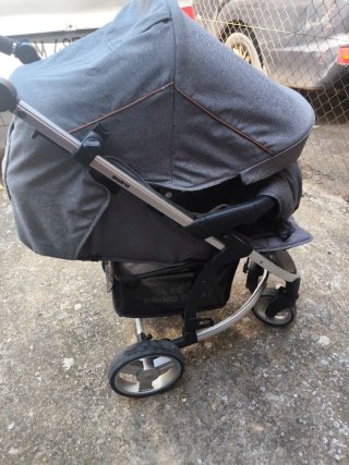 Carrito bebé con maxicosi y bolsa