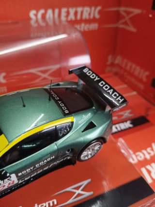 Scalextric Aston Martin Dbr 9 Digital System