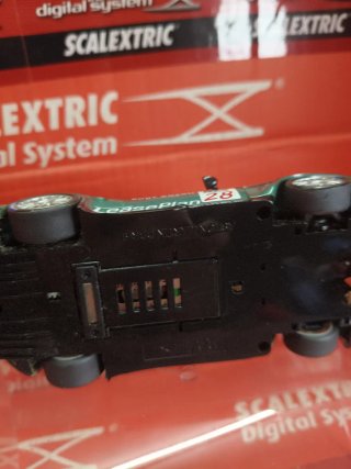 Scalextric Aston Martin Dbr 9 Digital System