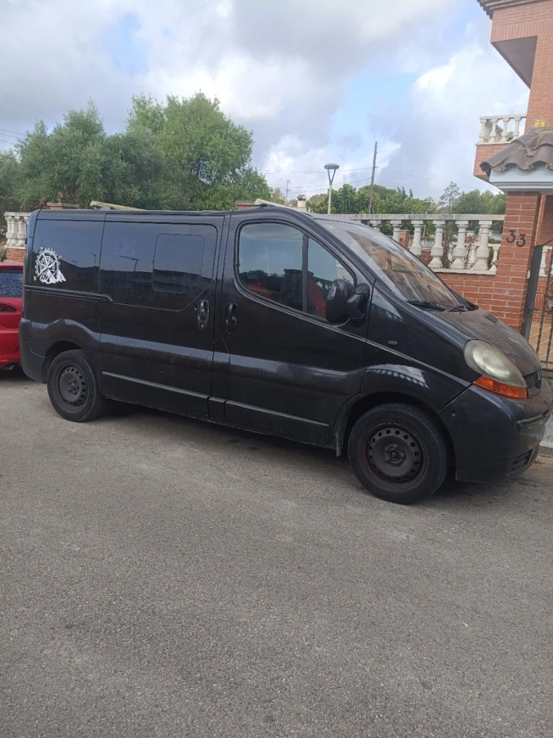 Renault Trafic 2002 - foto 1