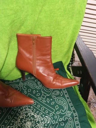 Botines de tacón marrones
