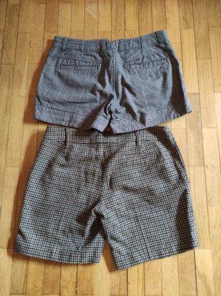 Pantalones cortos de cuadros grises y marrones