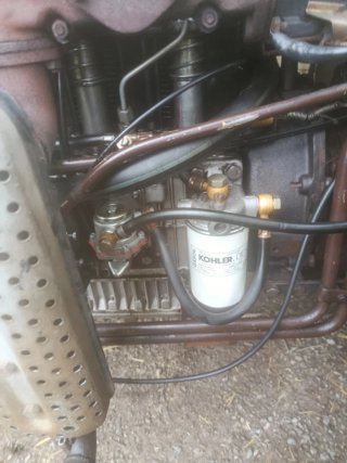 Tractor Pascuali 463e y remolque