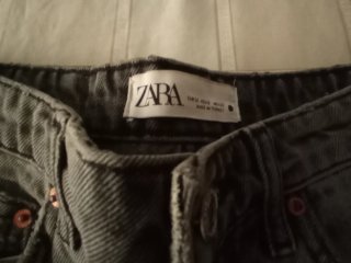 Pantalones Zara grises