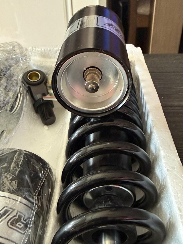 Amortiguadores RFY 340mm Gas/Aire Nuevos