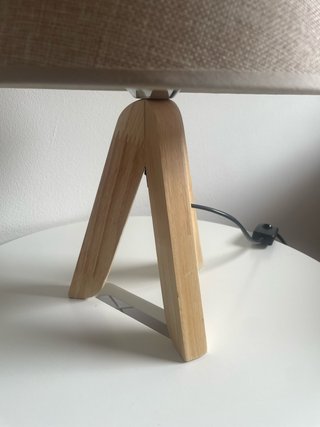 Lámpara de mesa tela y madera