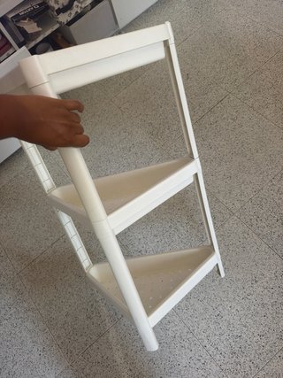 Mini estantería de plástico blanca