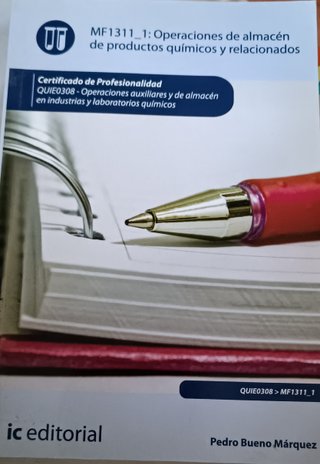 Operaciones de almacén de productos químicos y ...