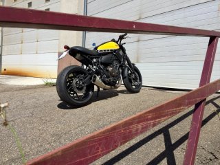 Yamaha XSR700 60 Aniversario