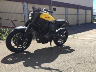 Yamaha XSR700 60 Aniversario