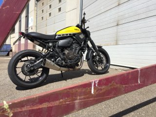 Yamaha XSR700 60 Aniversario