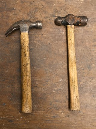 2 Martillos Mango Madera, 35cm de longitud.