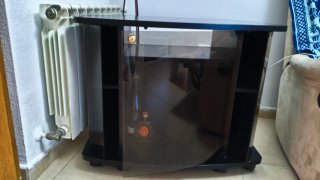 Mueble TV negro vitrina cristal