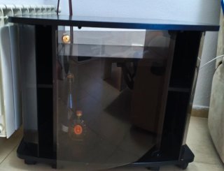 Mueble TV negro vitrina cristal