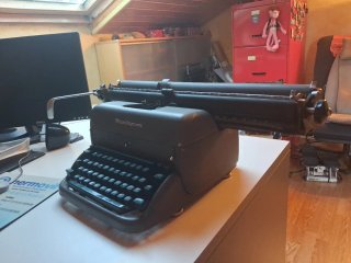 Máquina de escribir Remington antigua