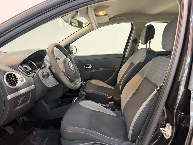 Renault Clio 2010, foto 7