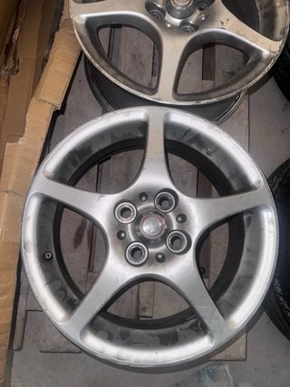Llantas Toyota Mr2