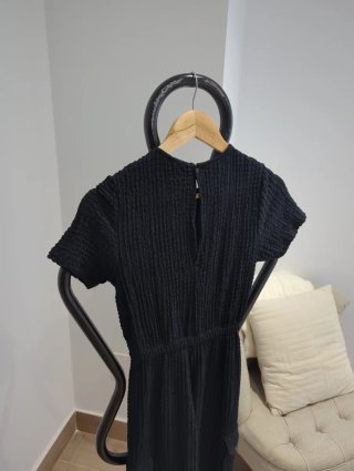 Mono vestido niña de ZARA