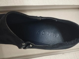 Botines de imitación ante