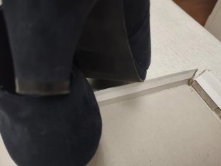 Botines de imitación ante
