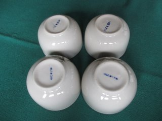 Servizio da tè ceramica e rattan