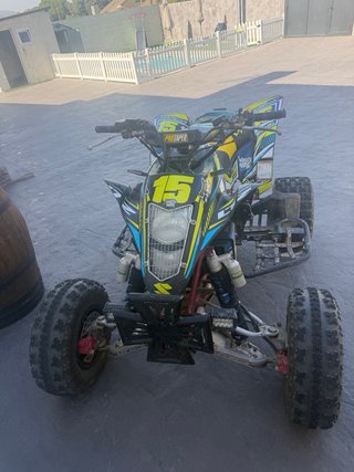 Suzuki LTZ 400 Quad