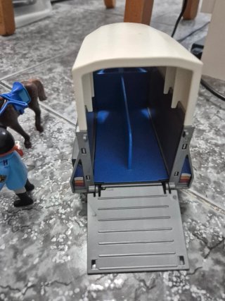 Playmobil 6922 - Policía con Caballo y Remolque