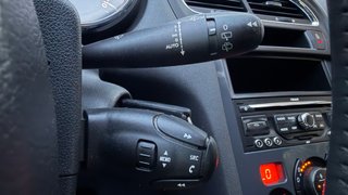 Peugeot 5008 PREMIUM Pack 1.6