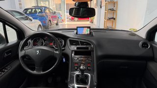 Peugeot 5008 PREMIUM Pack 1.6