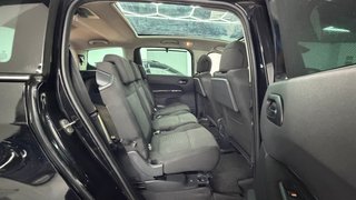 Peugeot 5008 PREMIUM Pack 1.6