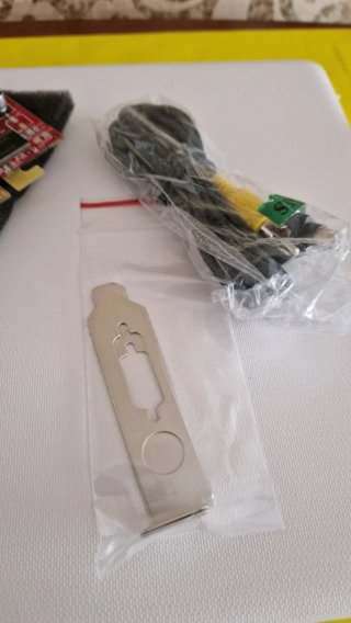 Club 3D GeForce  6200 Tarjeta Gráfica