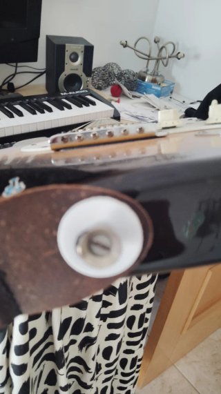 GUITARRA ELÉCTRICA TALMUS