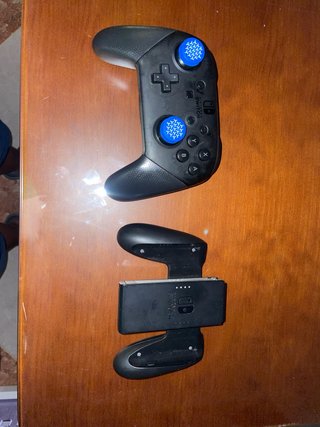 Nintendo Switch OLED + 5 Juegos + Mando Pro