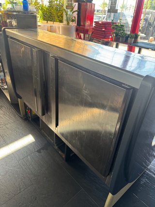 Vitrina refrigerada expositora