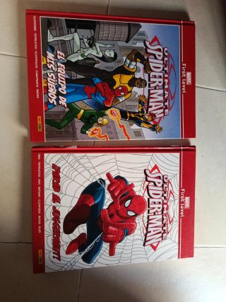 PACK 2 comics spiderman.