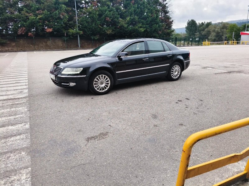 Volkswagen Phaeton 2008 - foto 1