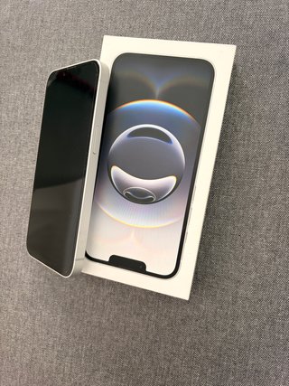 iPhone 16e 128GB Blanco +94% Batería