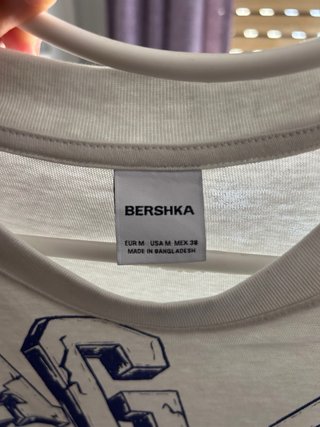 Camiseta Bershka Blanca Estampada