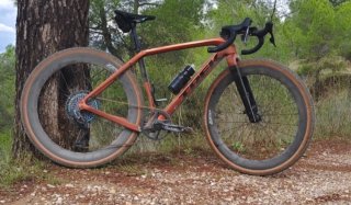 Bicicleta Trek Checkpoint gravel