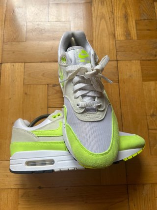 Nike Air Max 1 Volt Suede Talla 40.5