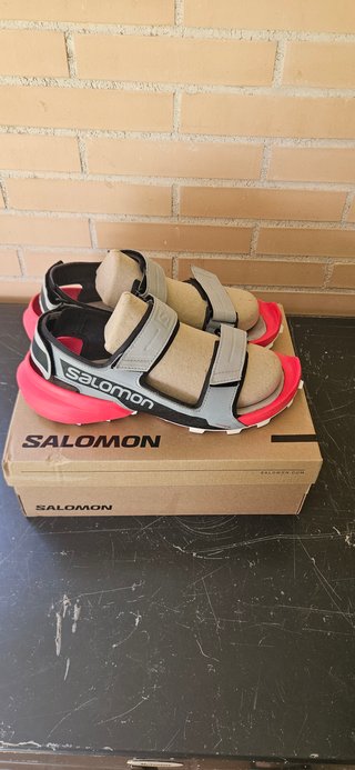 Sandalias Salomon