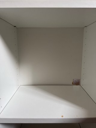Estantería blanca de madera