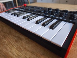 Akai MPK Mini MK3 Controlador MIDI