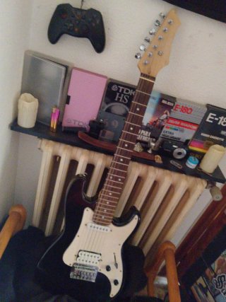 Guitarra Eléctrica Negra Junior Ibáñez custom