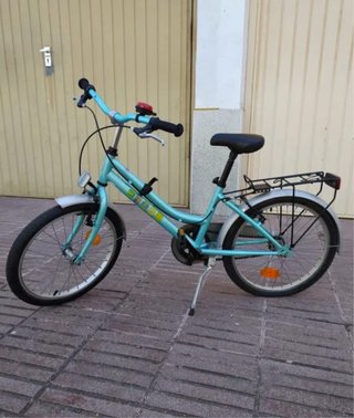 Bicicleta infantil azul